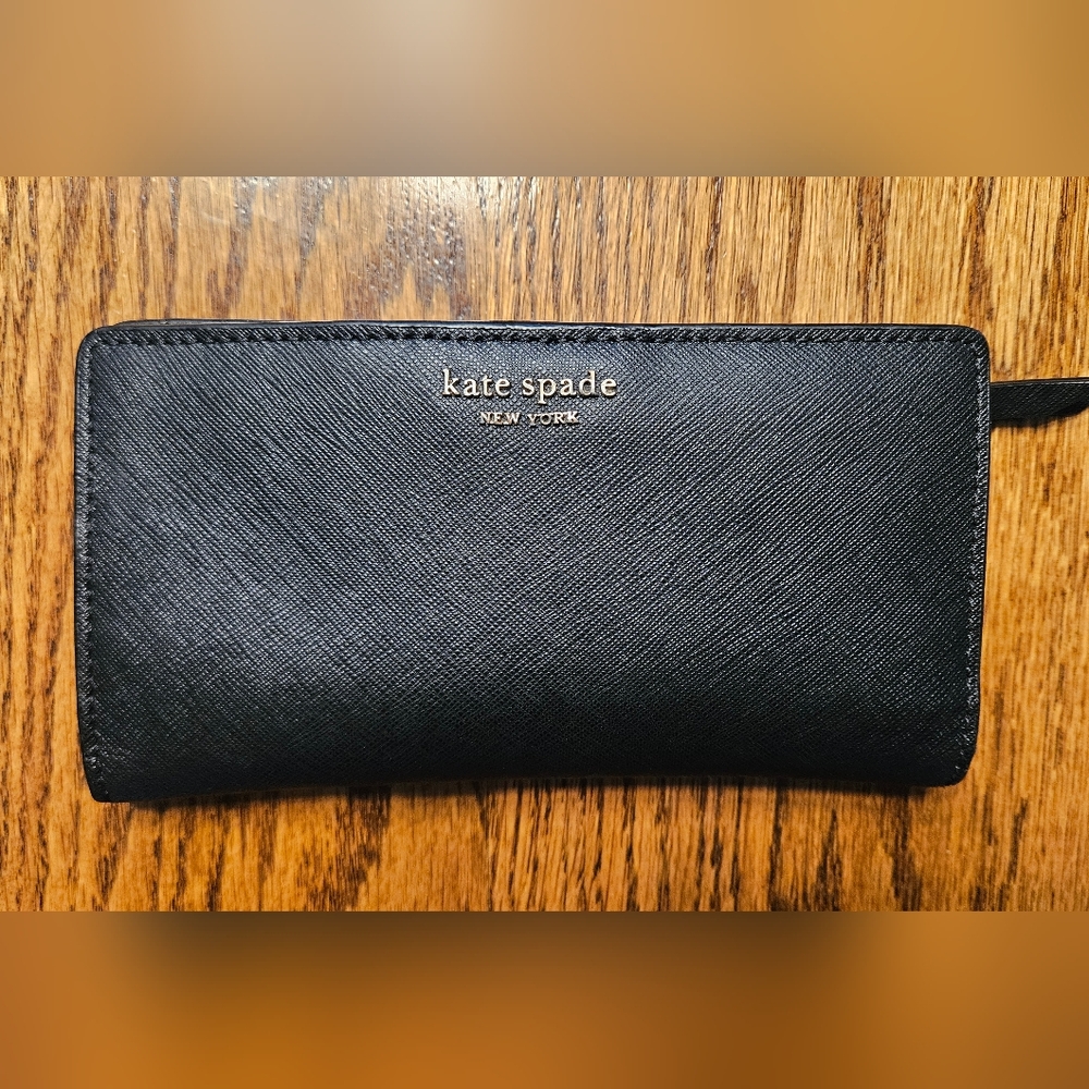 Kate Spade Outlet Black Bifold Wallet